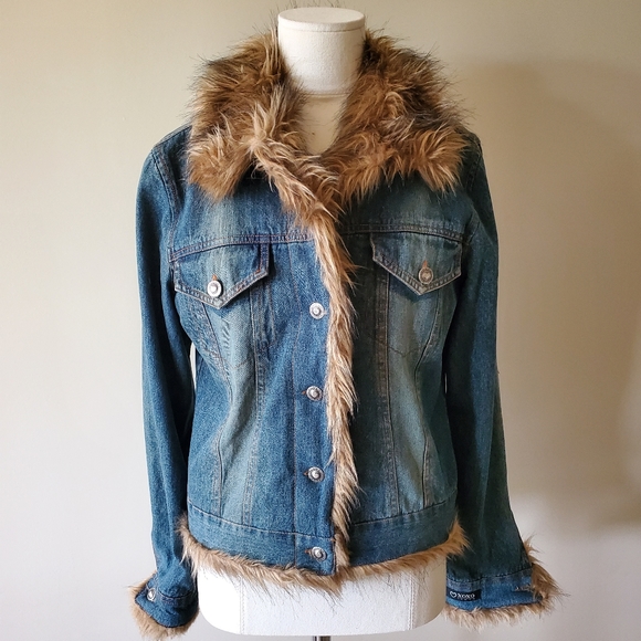 XOXO Jean jacket - Picture 1 of 9